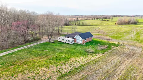 5916 E Cr 700 N, Grandview, IN 47615