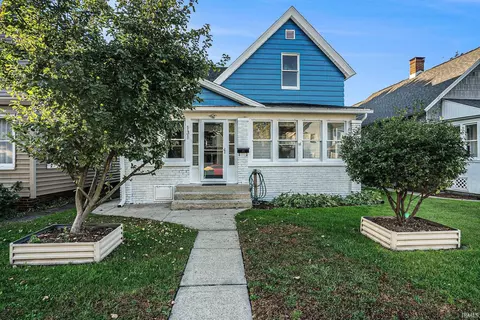131 E 6th St, Mishawaka, IN 46544
