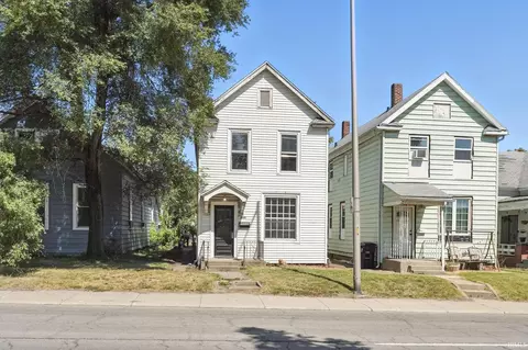 2109 Maumee Ave, Fort Wayne, IN 46803