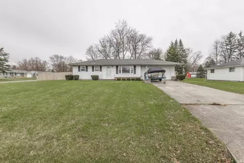 5732 Meadowbrook Dr, Fort Wayne, IN 46835