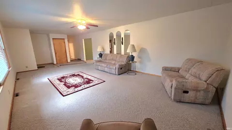 500 E Oak St, Hamlet, IN 46532 photo 8