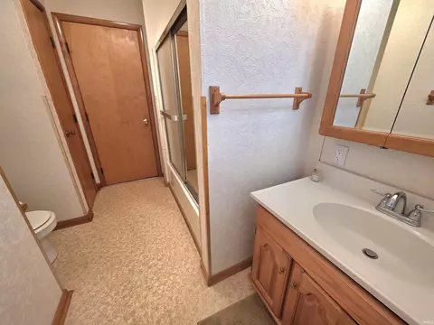 500 E Oak St, Hamlet, IN 46532 photo 10