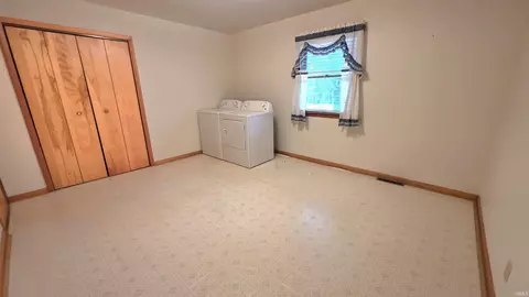 500 E Oak St, Hamlet, IN 46532 photo 13
