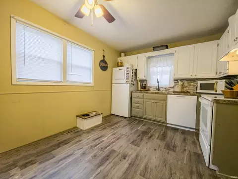 Kitchen - 118 E 12th St, Mount Carmel, IL 62863 photo 1 of 2