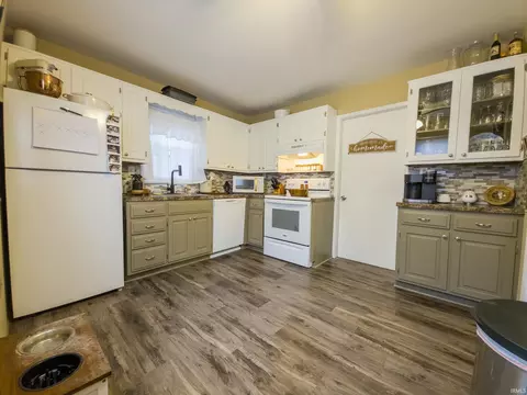 Kitchen - 118 E 12th St, Mount Carmel, IL 62863 photo 2 of 2