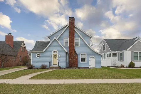 315 Miami Club Dr, Mishawaka, IN 46544