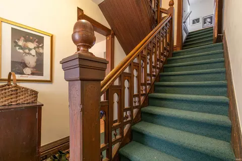 Entry Way - 708 W 7th St, Bloomington, IN 47404 photo 2 of 4