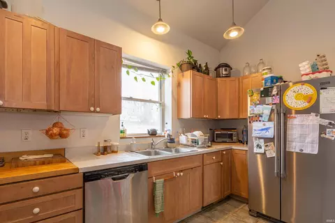 Kitchen - 708 W 7th St, Bloomington, IN 47404 photo 2 of 3