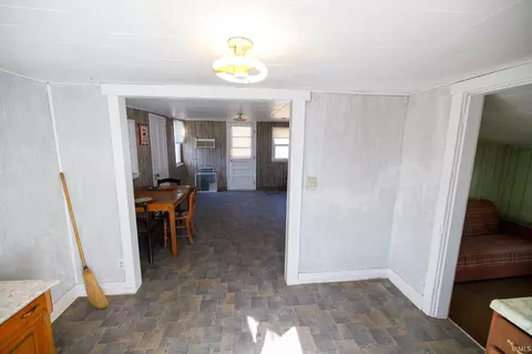 Entry Way - 3174 High St, Macy, IN 46951 photo 1 of 1