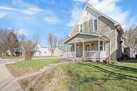 121 W Walnut St, Flora, IN 46929 photo 3