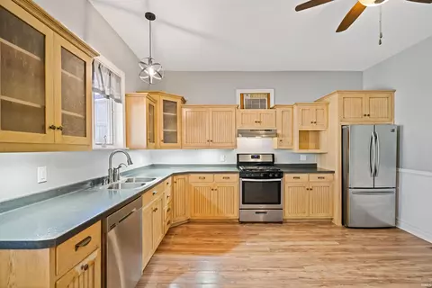 121 W Walnut St, Flora, IN 46929 photo 9