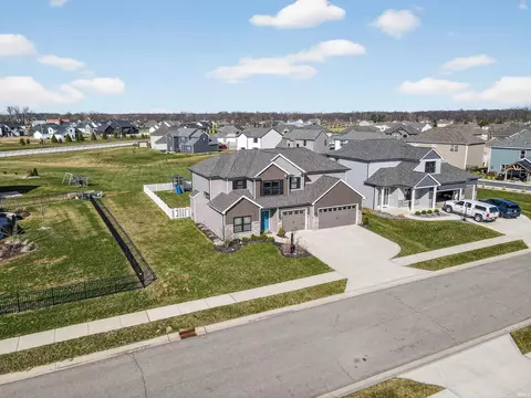 962 Casting Rd, Huntertown, IN 46748 photo 3