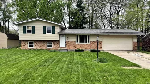 17928 Darden Rd, South Bend, IN 46635