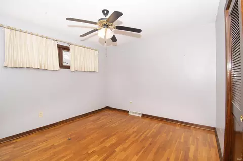 Bedroom - 220 N Baum St, Avilla, IN 46710 photo 3 of 6