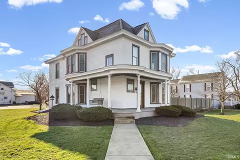 400 S Prairie St, Brookston, IN 47923