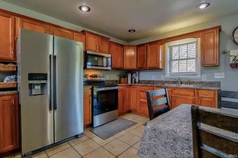 Kitchen - 4180 Timberpoint Ct, Jasper, IN 47546 photo 2 of 2