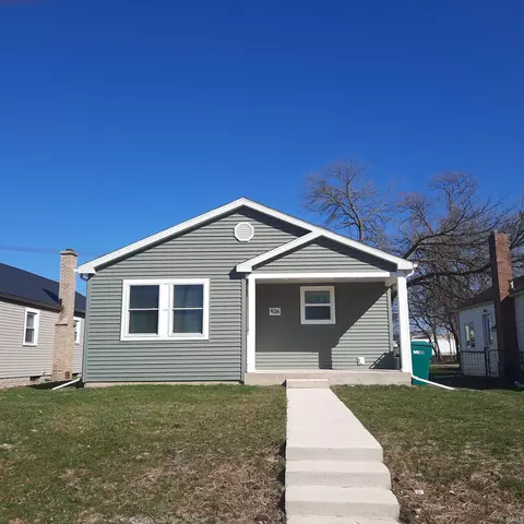 926 Burdette St, Mishawaka, IN 46544