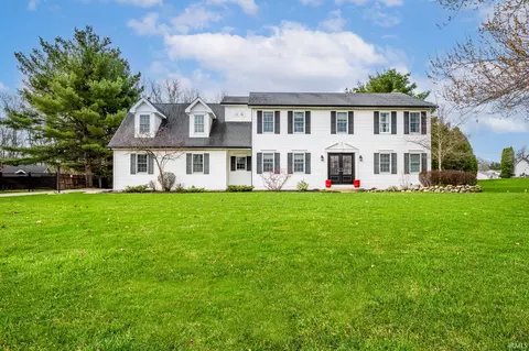 51855 Deer Trail Ct, Granger, IN 46530