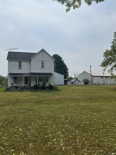 512 E Kendall St, La Fontaine, IN 46940