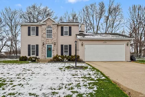 10287 Ashleys Meadow Dr, Granger, IN 46530