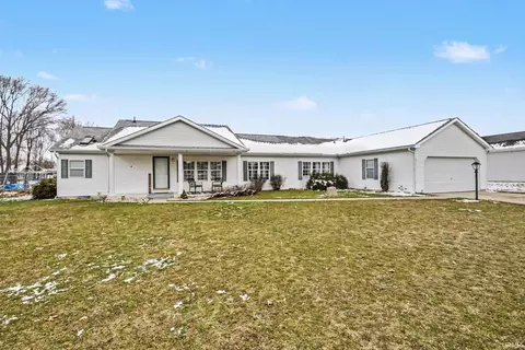 29743 Ashford Dr, Elkhart, IN 46514