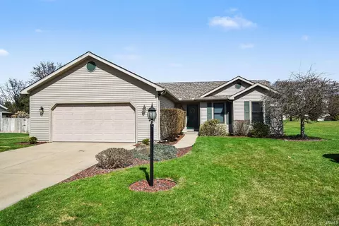 20981 Rivers Edge Dr, Goshen, IN 46528