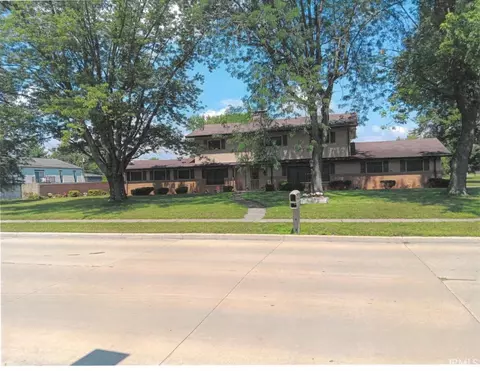 2821 Stardale Dr, Fort Wayne, IN 46816