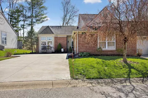 712 E Moss Creek Dr, Bloomington, IN 47401