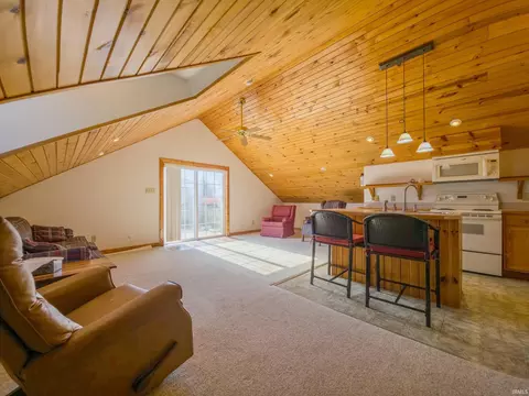 Living - 200 E Main St, Allendale, IL 62410 photo 1 of 1