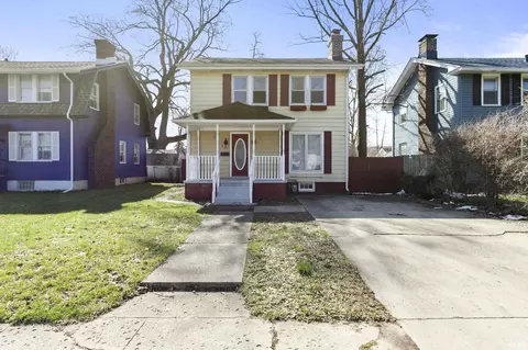 712 W Calvert St, South Bend, IN 46613