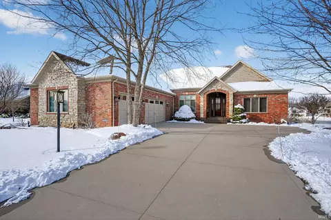 18335 Donegal Dr, South Bend, IN 46637