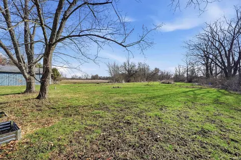 8092 S 300 E, Markleville, IN 46056 photo 17