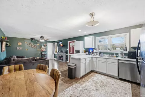 8092 S 300 E, Markleville, IN 46056 photo 8