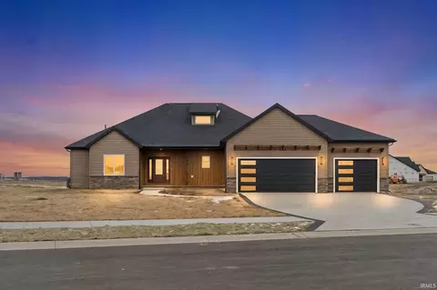 22583 Maumee Meadows Dr, Woodburn, IN 46797
