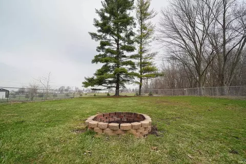 Exterior - 331 Walnut St, Butler, IN 46721 photo 6 of 9