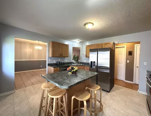 Kitchen - 367 E Cardinal Glen Dr, Bloomington, IN 47401 photo 1 of 3