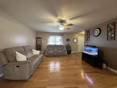 Living - 367 E Cardinal Glen Dr, Bloomington, IN 47401 photo 1 of 3
