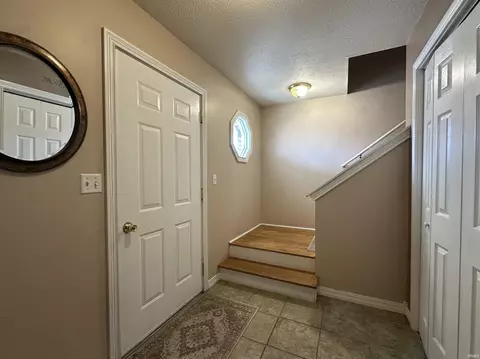 Entry Way - 367 E Cardinal Glen Dr, Bloomington, IN 47401 photo 1 of 1