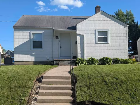 615 E Mcclurg St, Frankfort, IN 46041