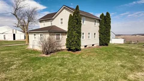 4183 E 400 S Rd, Columbia City, IN 46725