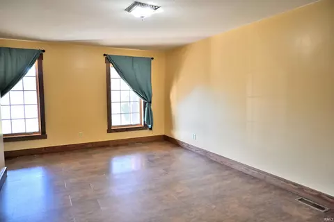 999 E 520 N Rd, Jasper, IN 47546 photo 6