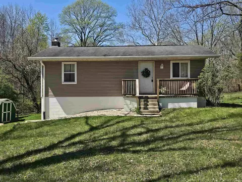 4255 Baugh Rd, Bloomington, IN 47408