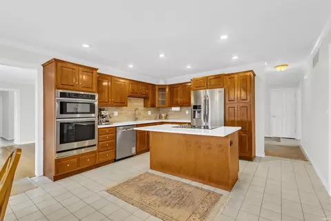 Kitchen - 3307 E Roy Schmalz Ct, Bloomington, IN 47401 photo 3 of 5