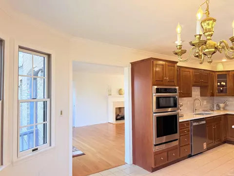 Kitchen - 3307 E Roy Schmalz Ct, Bloomington, IN 47401 photo 5 of 5