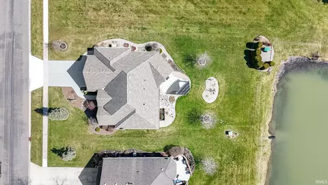 View/Area - 1815 Bent Tree Ct, Auburn, IN 46706 photo 3 of 5