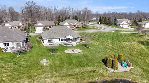 View/Area - 1815 Bent Tree Ct, Auburn, IN 46706 photo 5 of 5