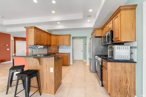 Kitchen - 1815 Bent Tree Ct, Auburn, IN 46706 photo 1 of 3