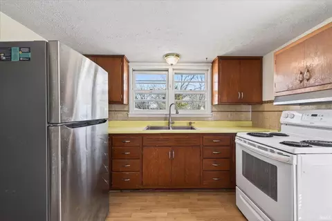 705 W 13th St, Bloomington, IN 47404 photo 9