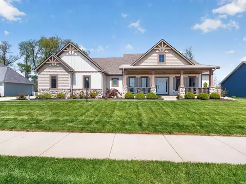 930 Cascata Trl, Huntertown, IN 46748