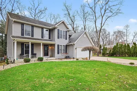 54739 Chalmers Dr, Osceola, IN 46561